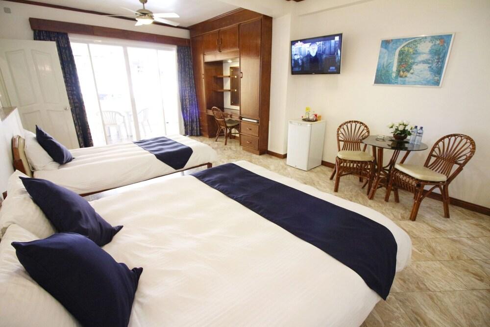 Mermaid Resort Пуэрто-Галера Экстерьер фото